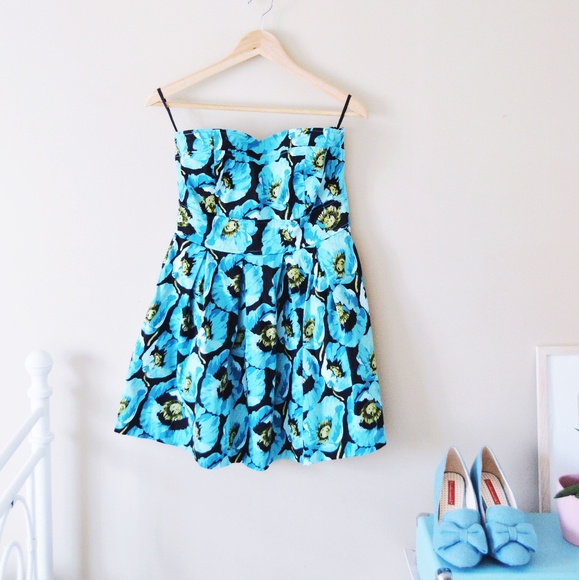 bright blue floral poppy print mini dress - Picture 4 of 9